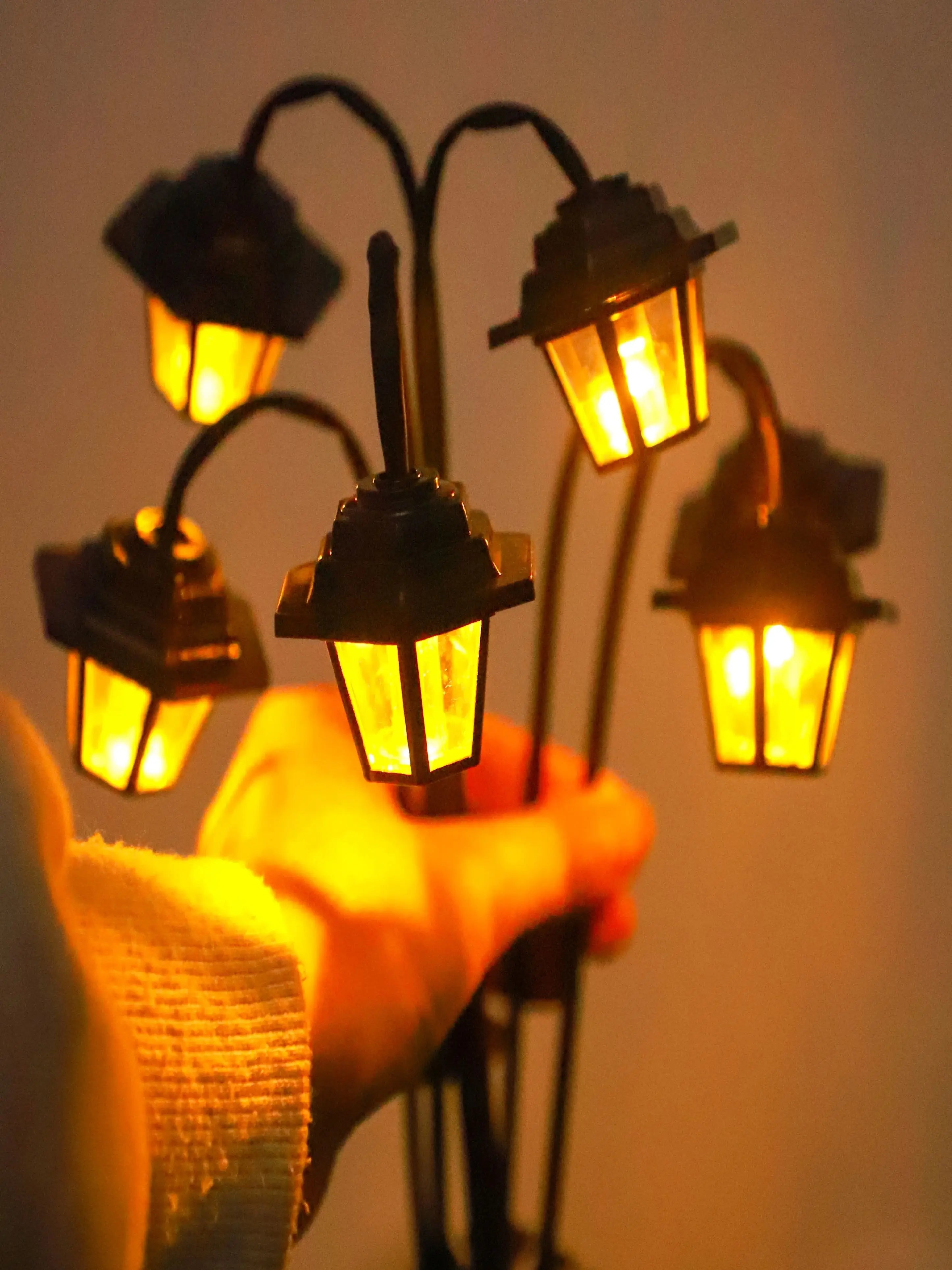 Solar Lantern Lawn Lamp 6 LED IP44 Outdoor Light