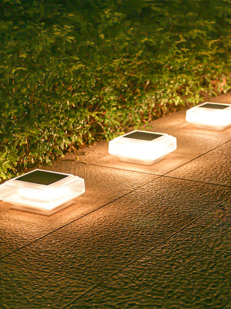 Solar Pillar Light with 30 LED, Waterproof ABS Post Cap